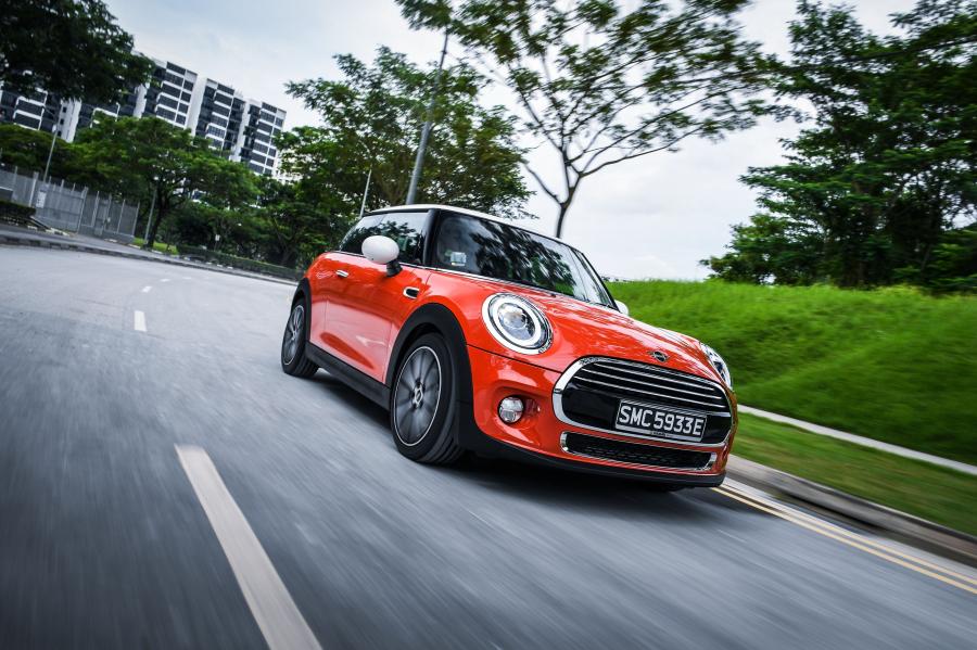  Mini Cooper (F56) 2018 года  (SG) (фото 3 из 18)